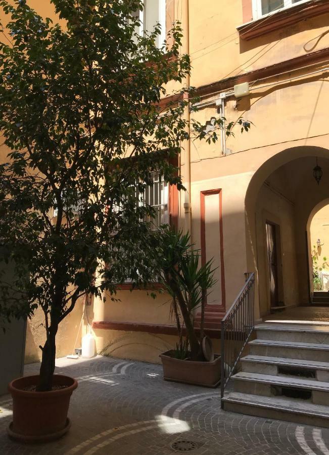 فندق نابوليفي  La Casa Di Flo المظهر الخارجي الصورة